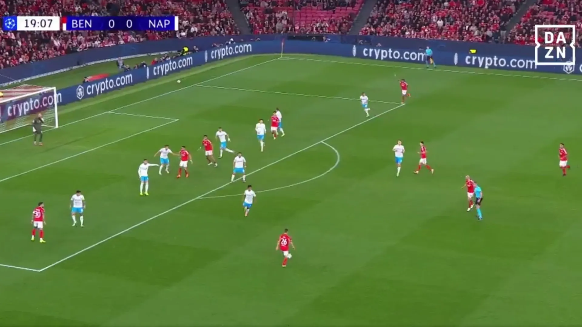 
                    Rios e Barreiro. Veja o resumo da vitória do Benfica sobre o Napoli
                
