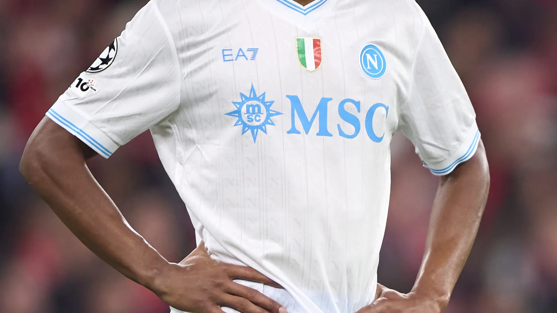 
                    David Neres lembra Benfica e atira: 