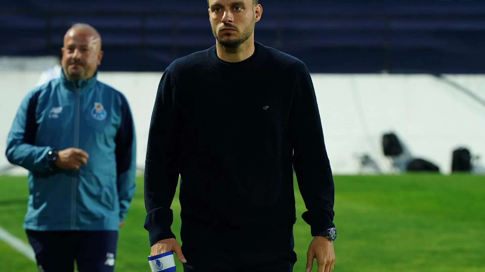 
                    Da última vez, acabou em desastre. O onze do Estrela que bateu o FC Porto
                