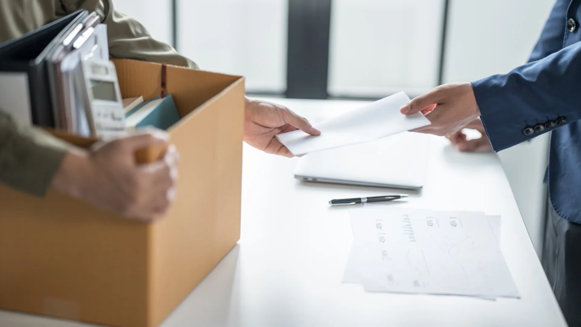 
                    Greve geral: Sabe o que acontece a quem não cumprir os serviços mínimos?
                