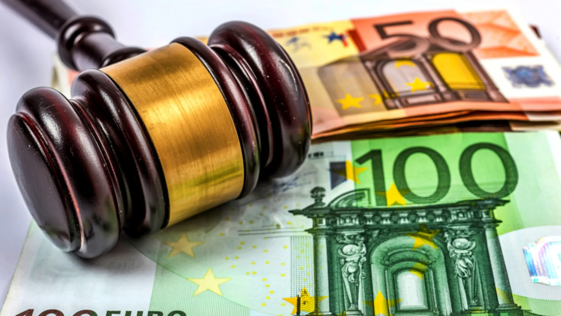 
                    Tem dívidas ao Fisco ou coimas por pagar? É assim que descobre tudo
                