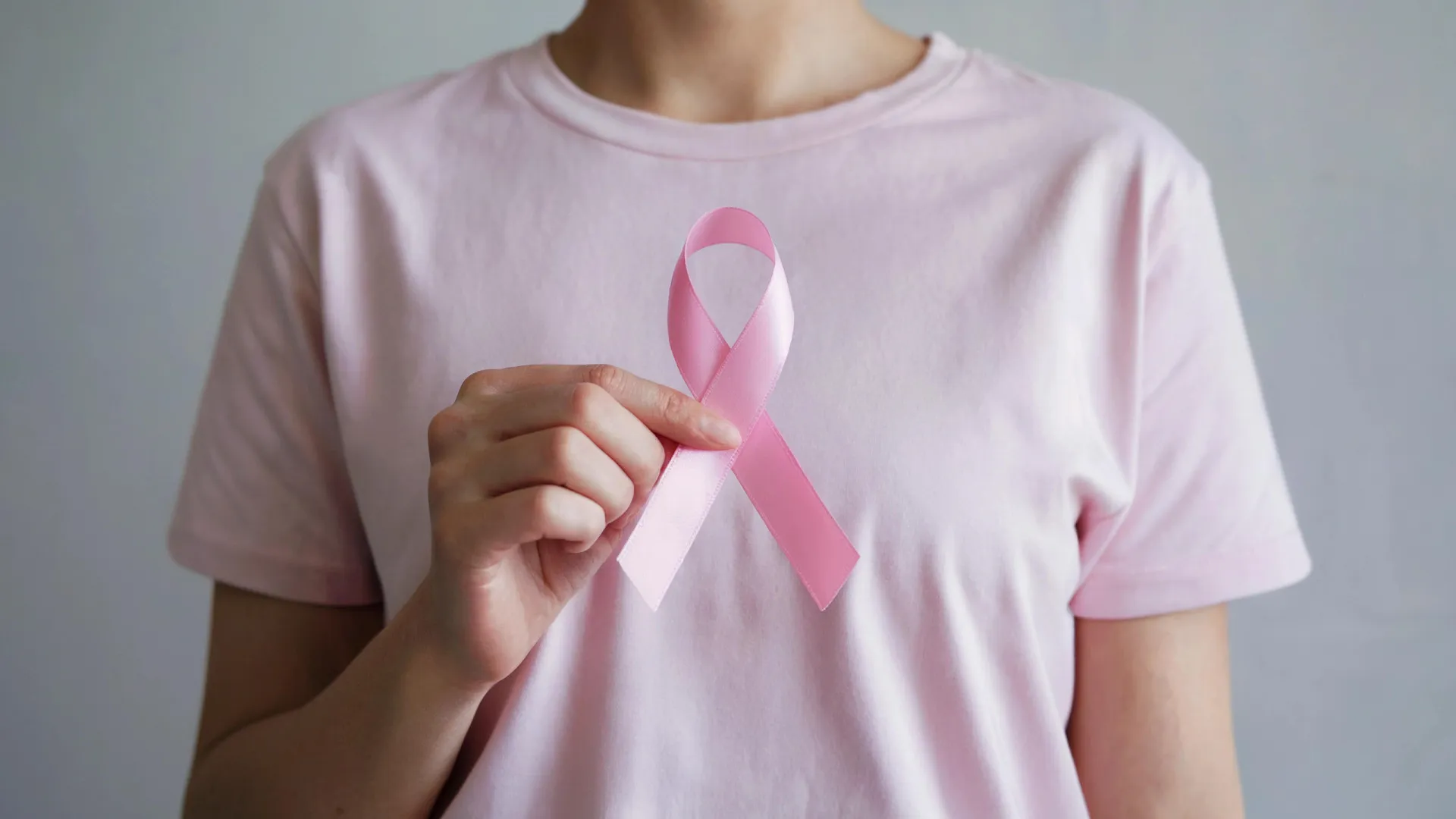 
                    Novo medicamento revela avanço promissor no tratamento do cancro da mama
                