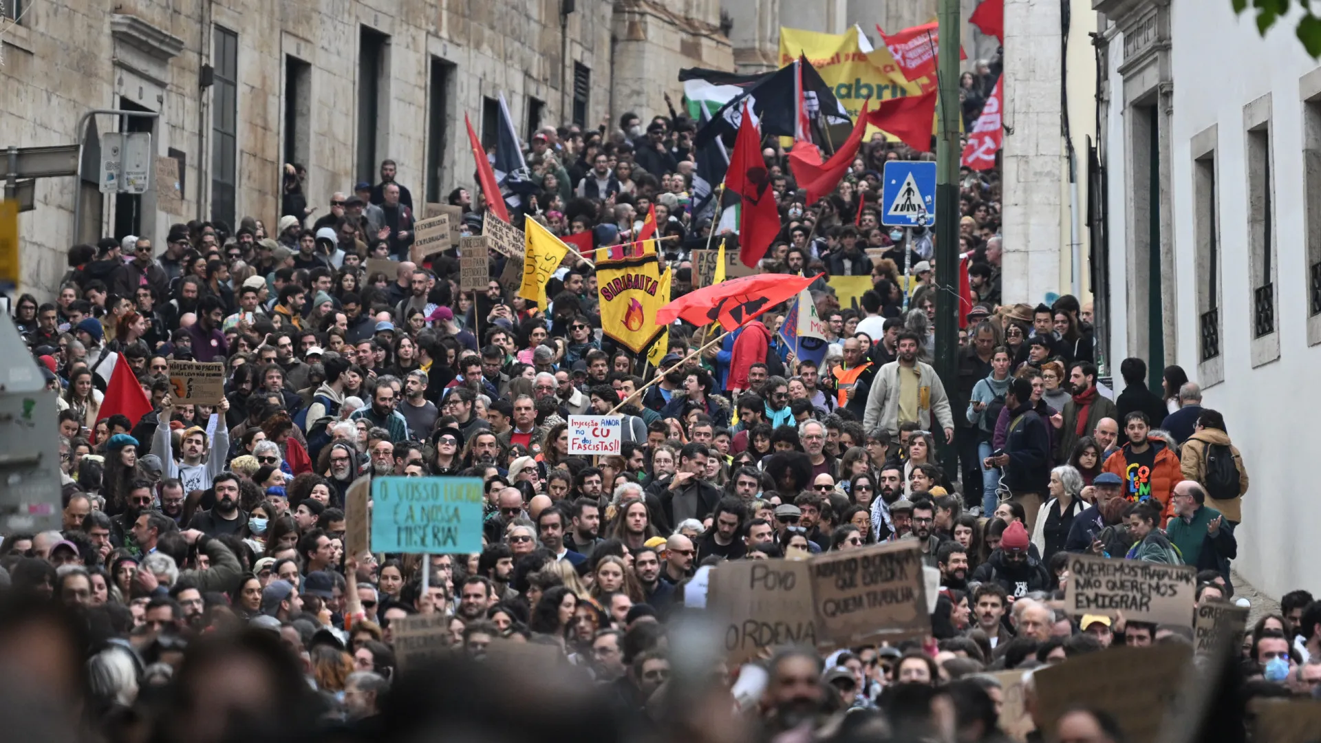 
                    CGTP pede reunião a Montenegro e exige retirada do pacote laboral
                