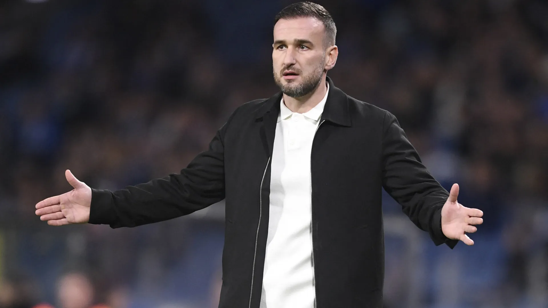 
                    Anes Mravac sem rodeios: 