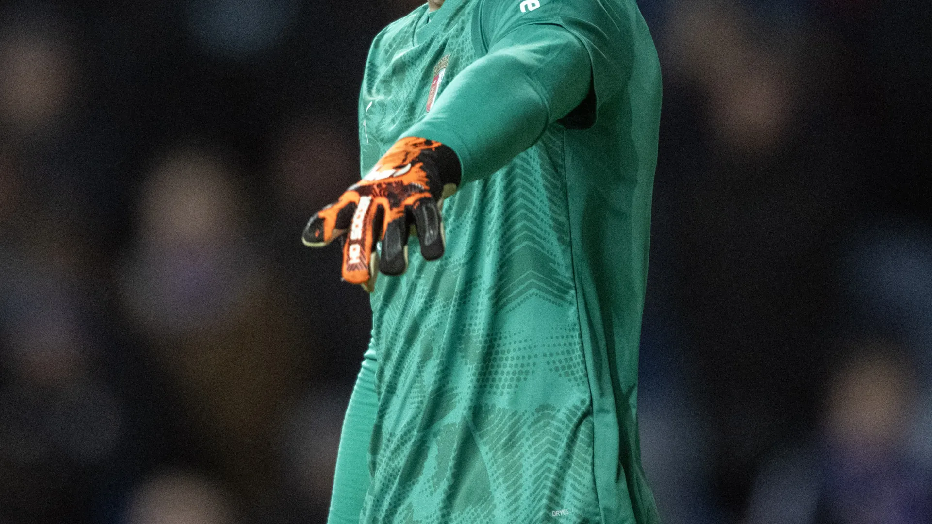 
                    Lukas Hornicek 'rouba' foco a Pau Victor na façanha bracarense em França
                