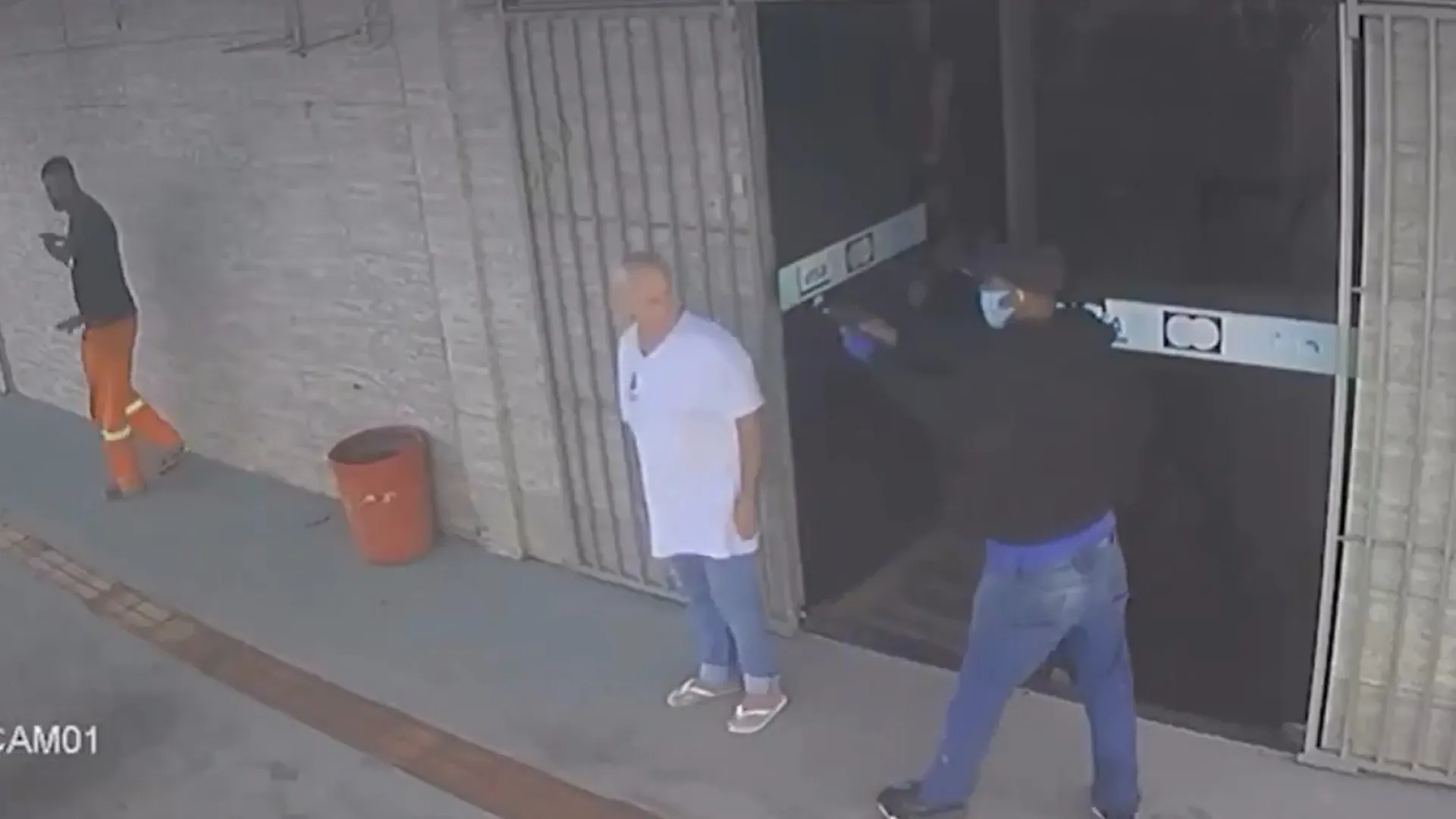 
                    Brasil. Homem que violou e matou menino assassinado após sair da prisão
                