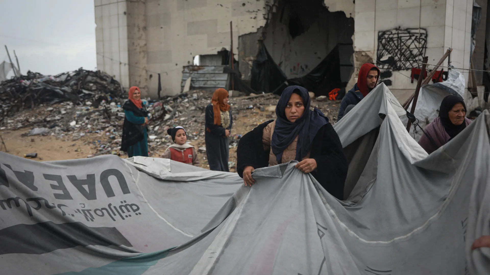 
                    ONG acusa Israel de continuar a destruir Gaza apesar do cessar-fogo
                