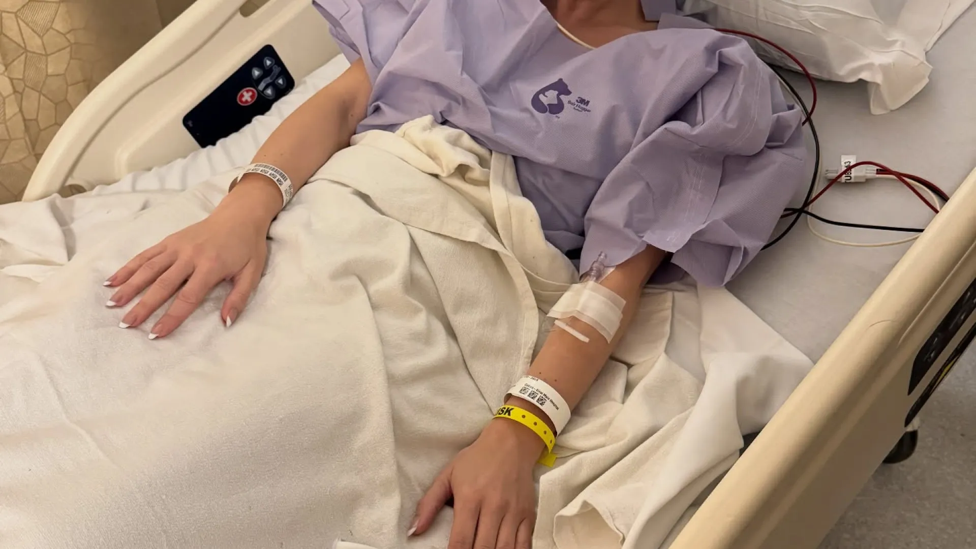 
                    Lili Reinhart revela batalha contra endometriose
                