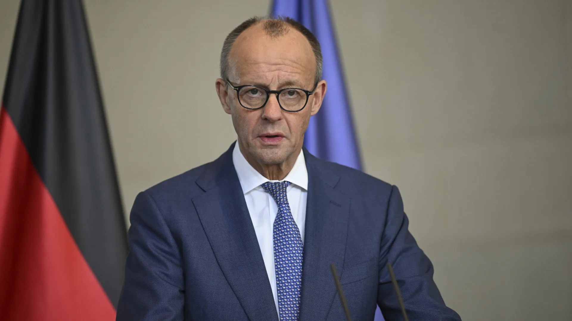 
                    Alemanha acusa Rússia de ciberataque e interferência eleitoral
                