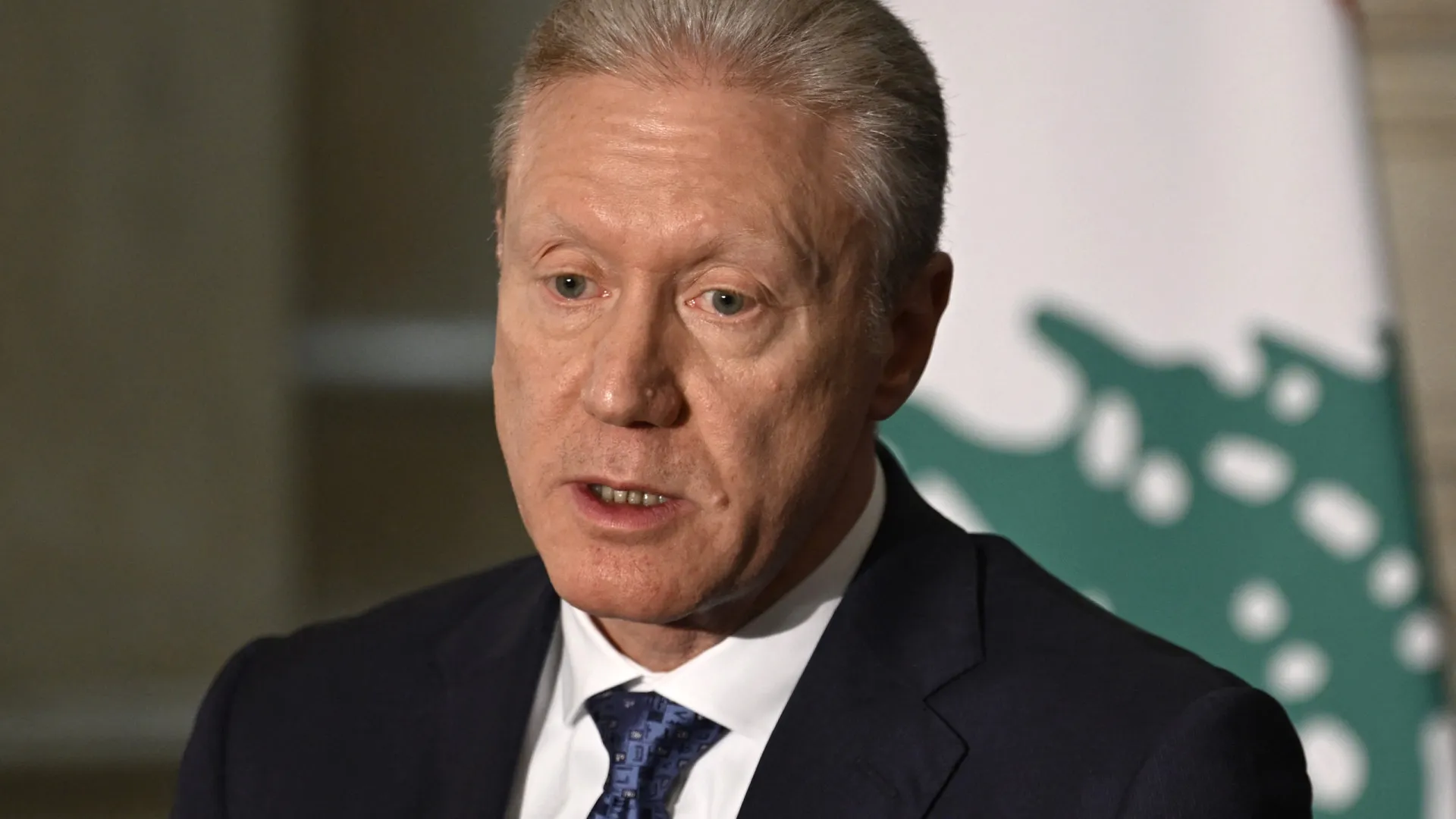 
                    MNE libanês recusa convite para visitar Irão e sugere país neutro
                