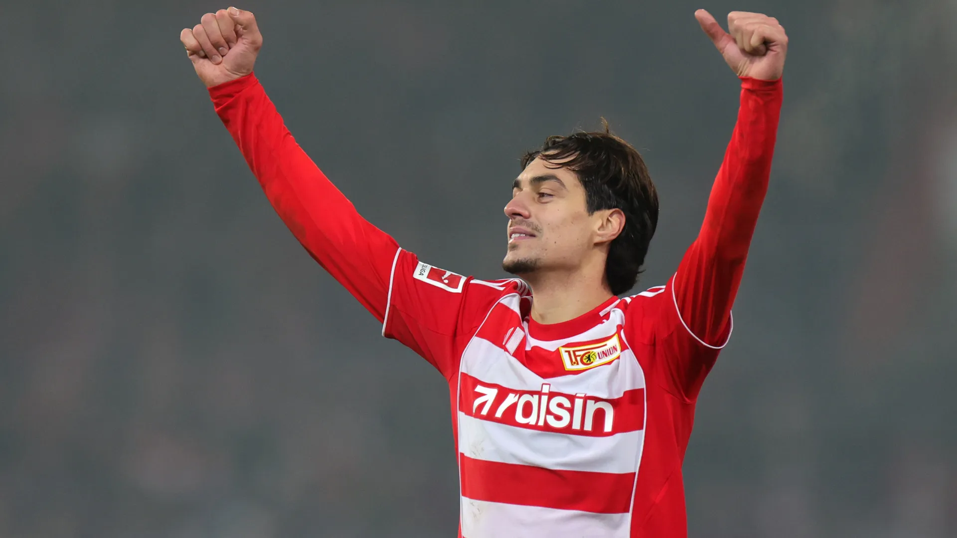 
                    Diogo Leite impede aproximação do Leipzig ao líder Bayern na Liga alemã
                