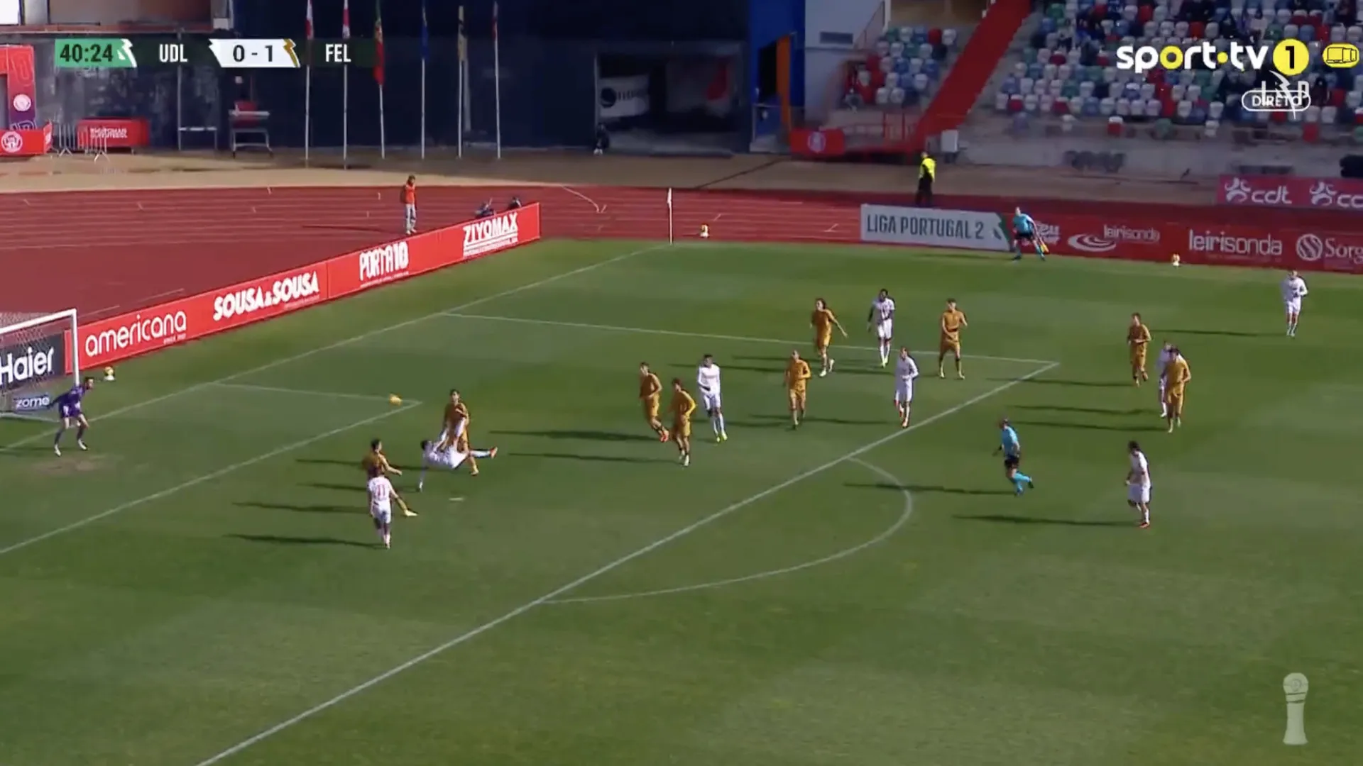 
                    'Habemus' Puskás em Leiria? A fantástica bicicleta de Juan Muñoz
                