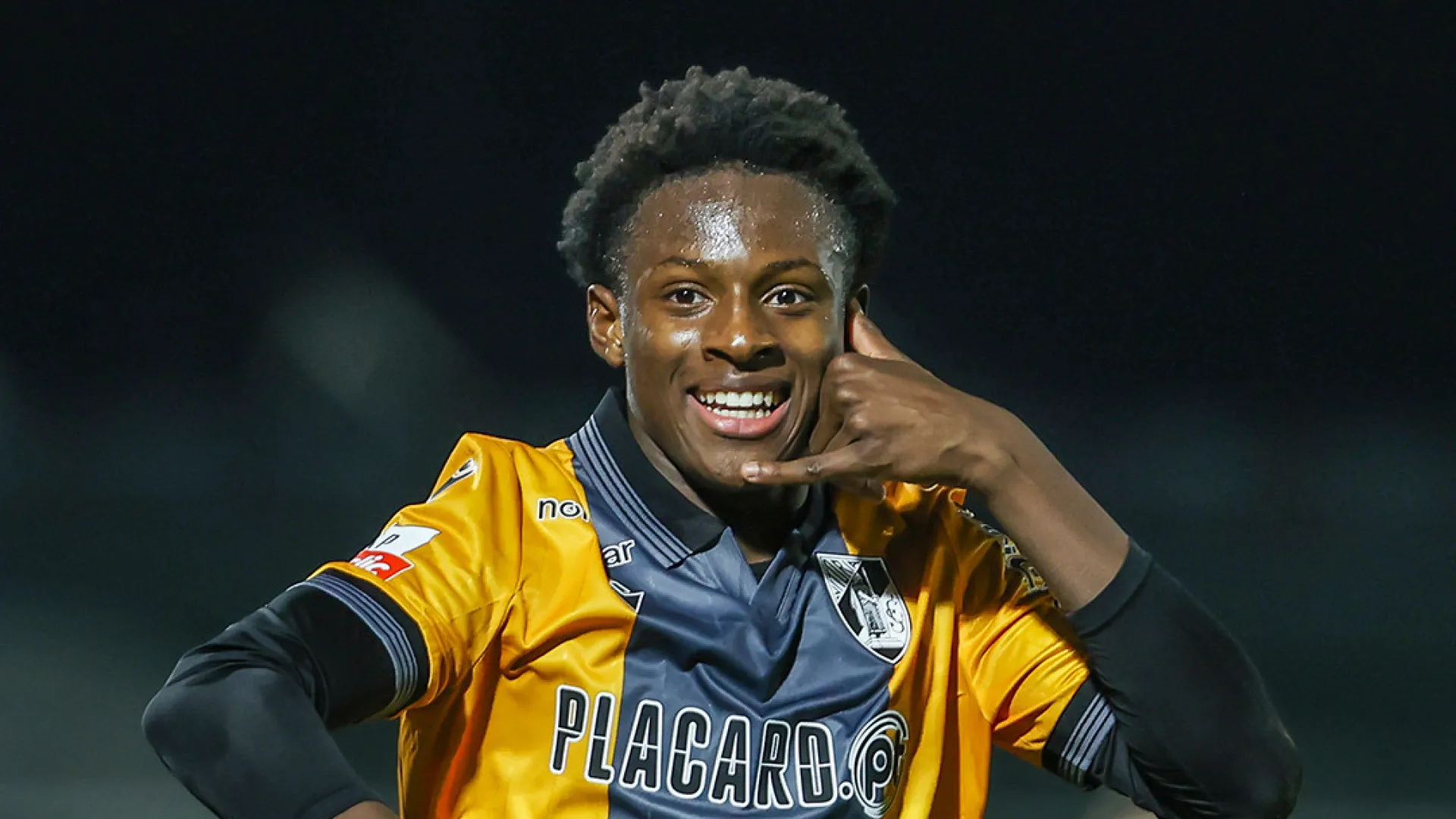 
                    Oumar Camara volta a ser herói e Vitória SC pisca o olho à Europa
                