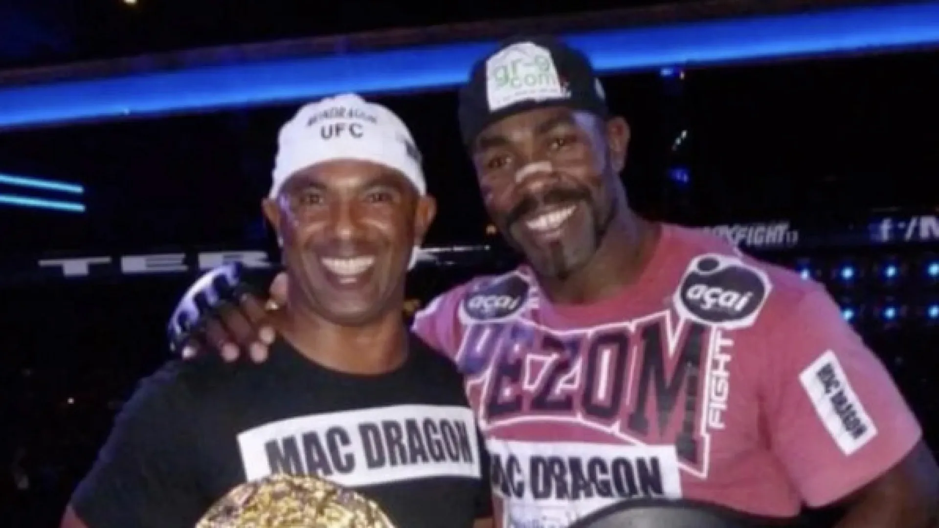 Ex-lutador do UFC desaparece após mergulhar em rio no Amazonas