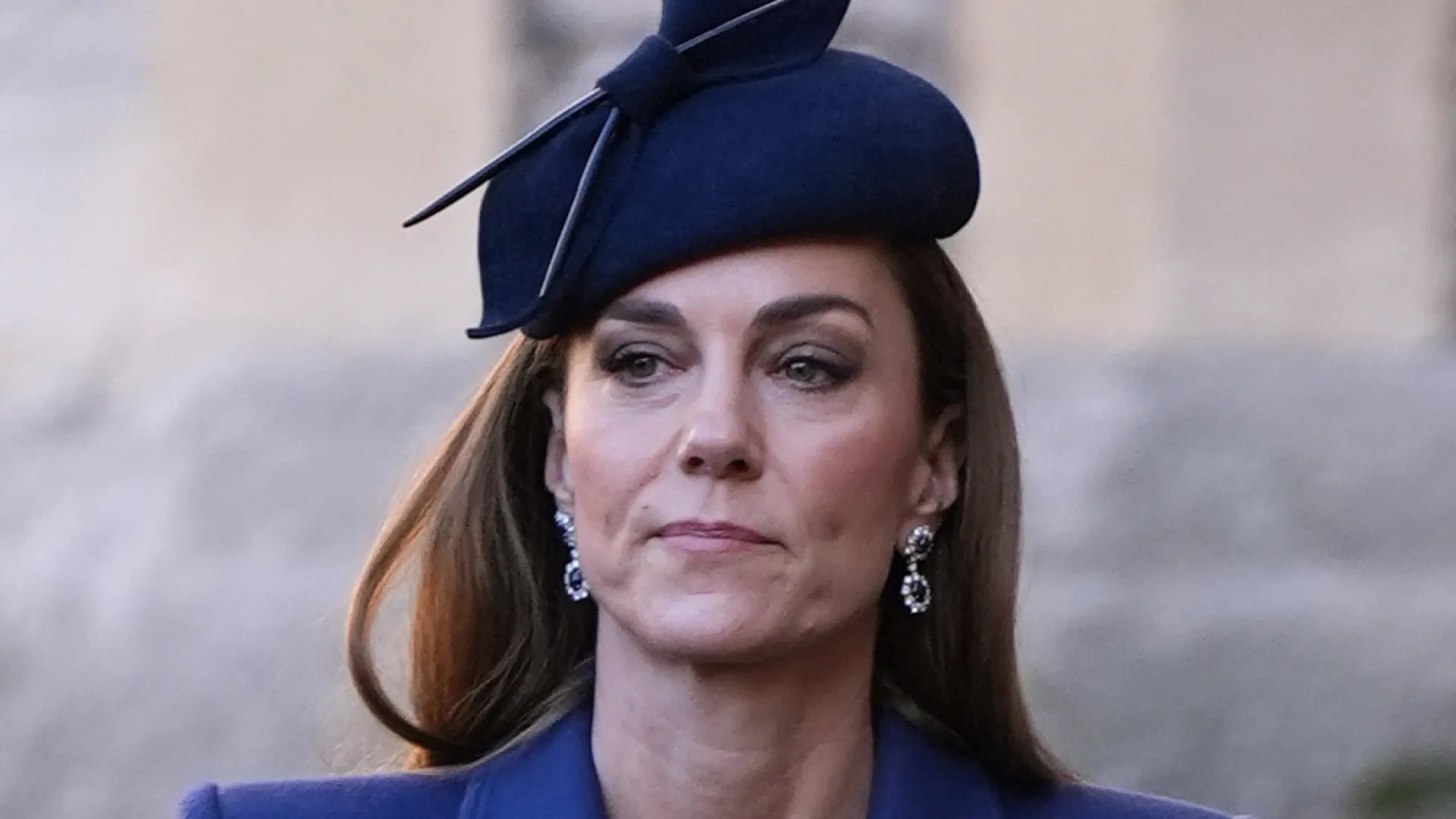 
                    Kate Middleton escreve bilhete à mão dedicado a quem morreu de cancro 
                