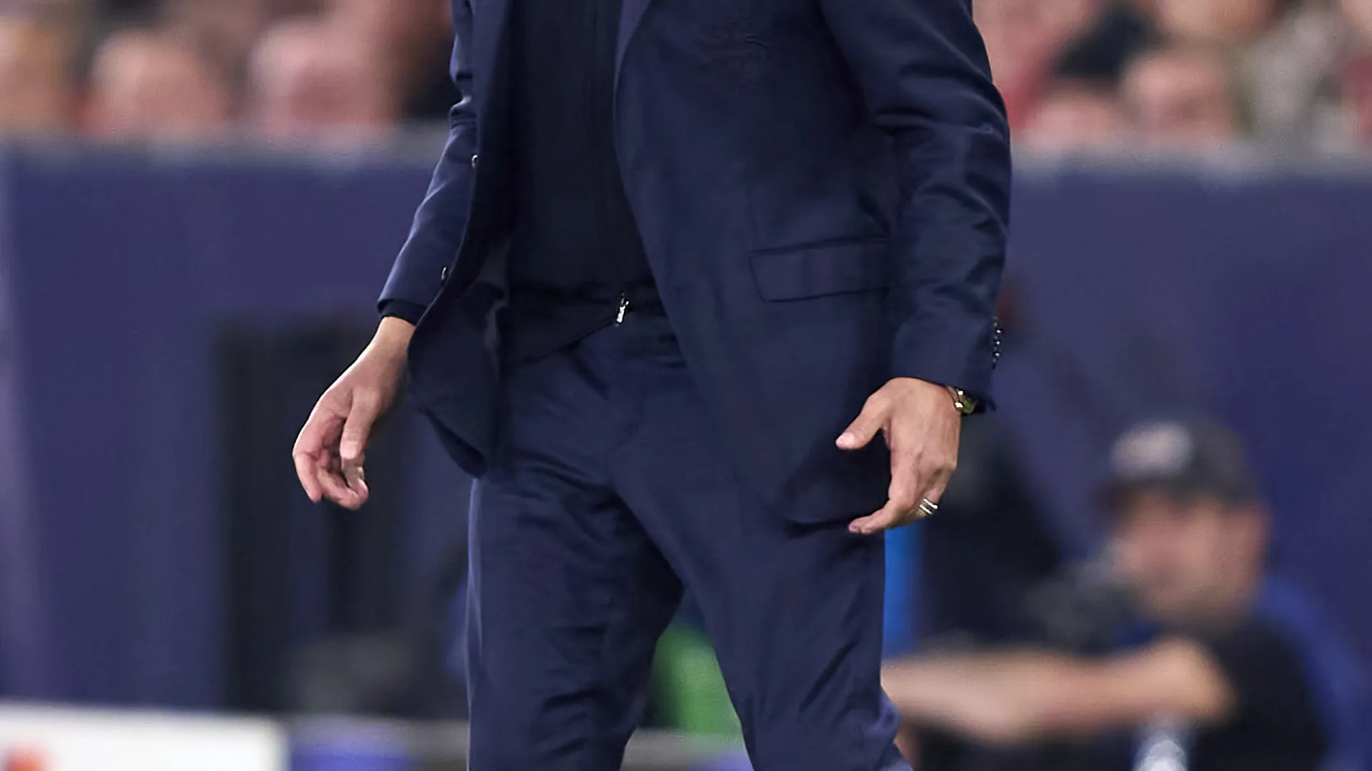 Mourinho volta a mexer. Eis o onze do Benfica com o Moreirense