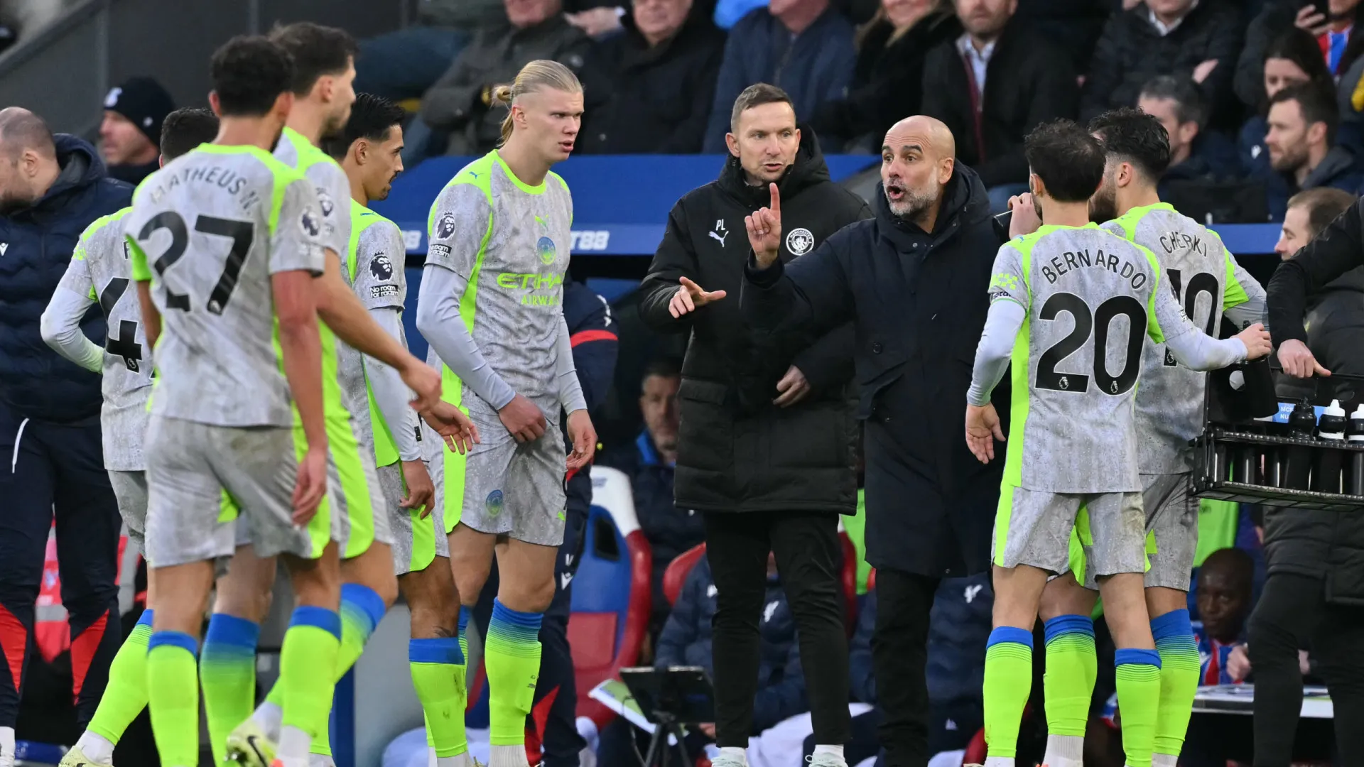 Guardiola rende-se a Matheus Nunes: “Está a evoluir constantemente”