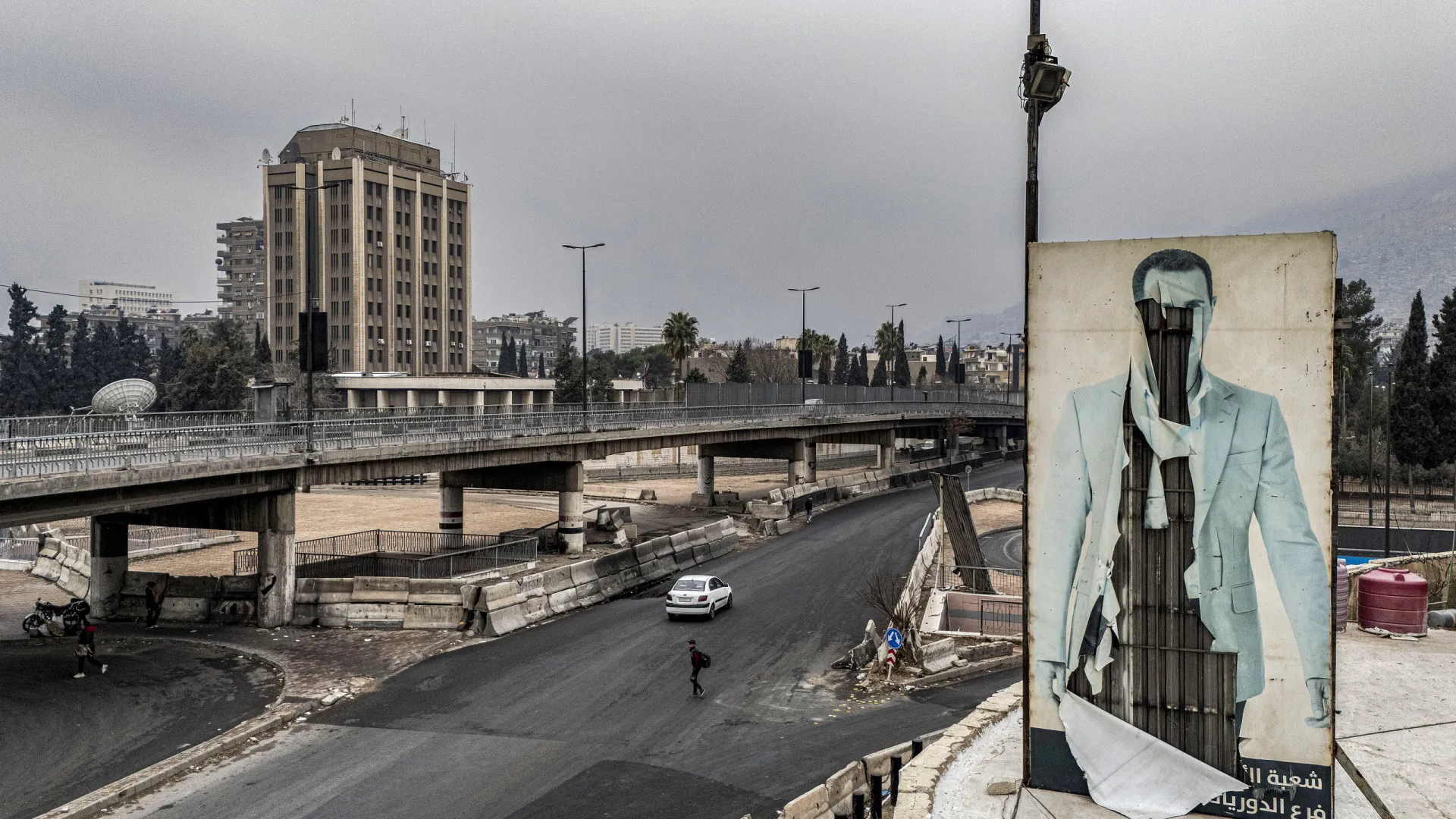 
                    Após queda do poder, al-Assad estuda russo e oftalmologia em Moscovo 
                