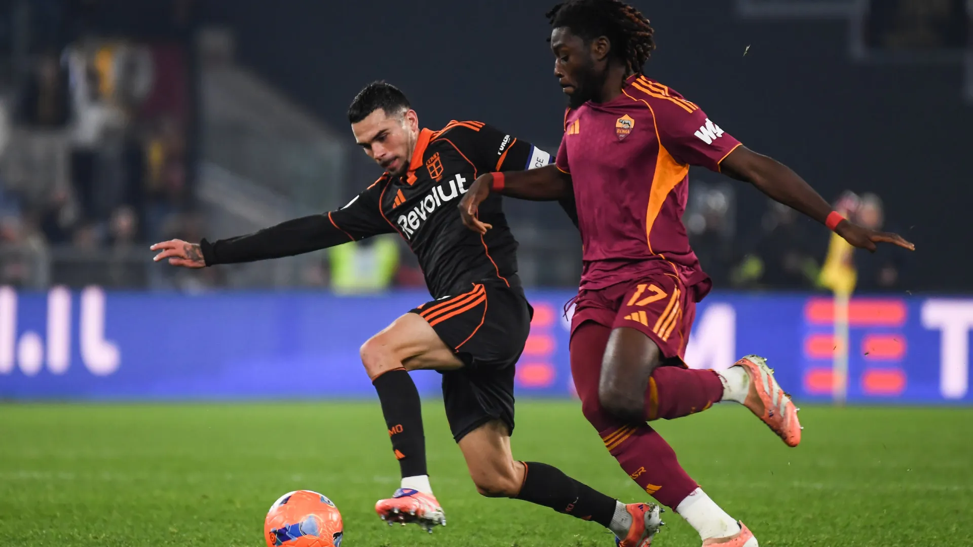 
                    Roma regressa aos triunfos e fica à beira do pódio da Liga italiana
                