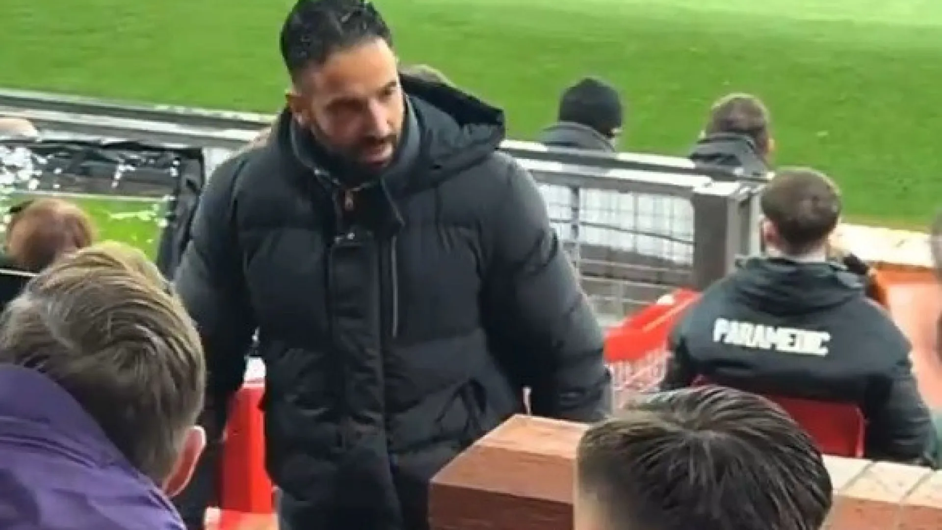 
                    Amorim ferveu com atitude de jogador: 