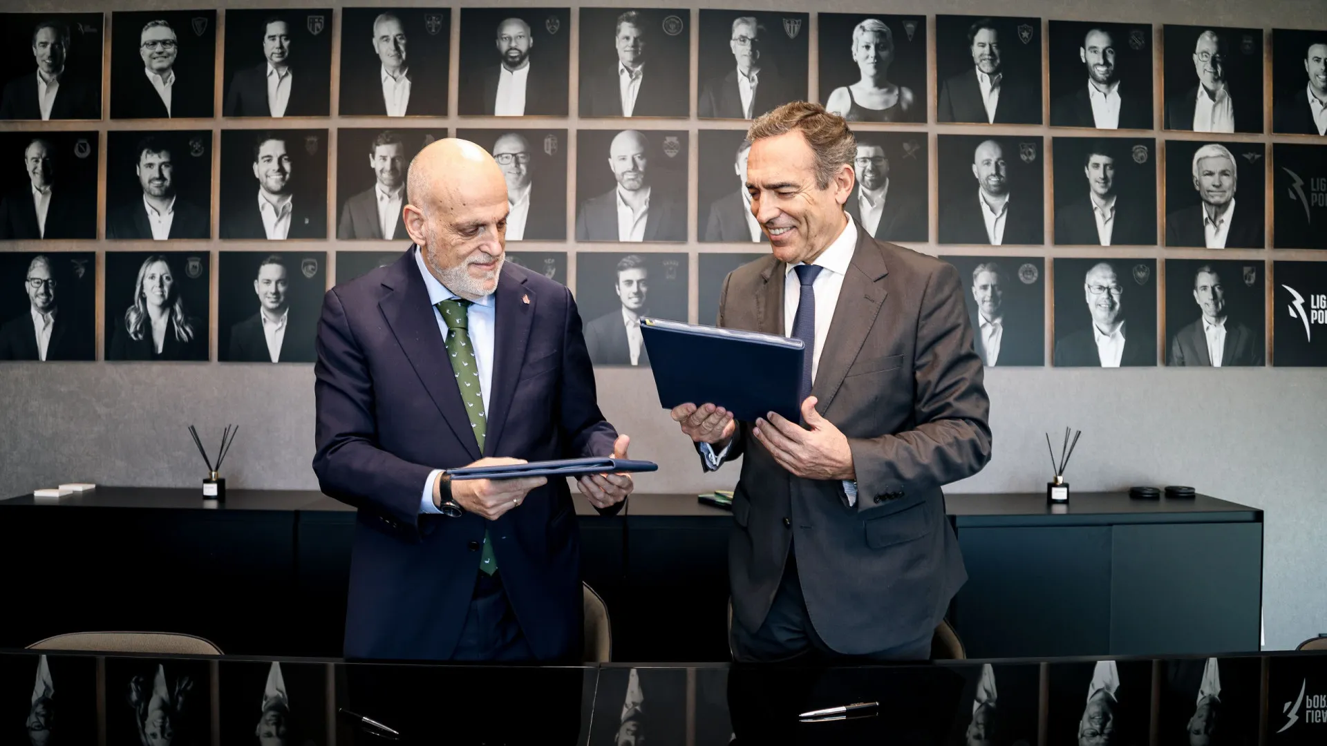 
                    Presidentes da LPFP e La Liga admitem criação de Taça Ibérica
                