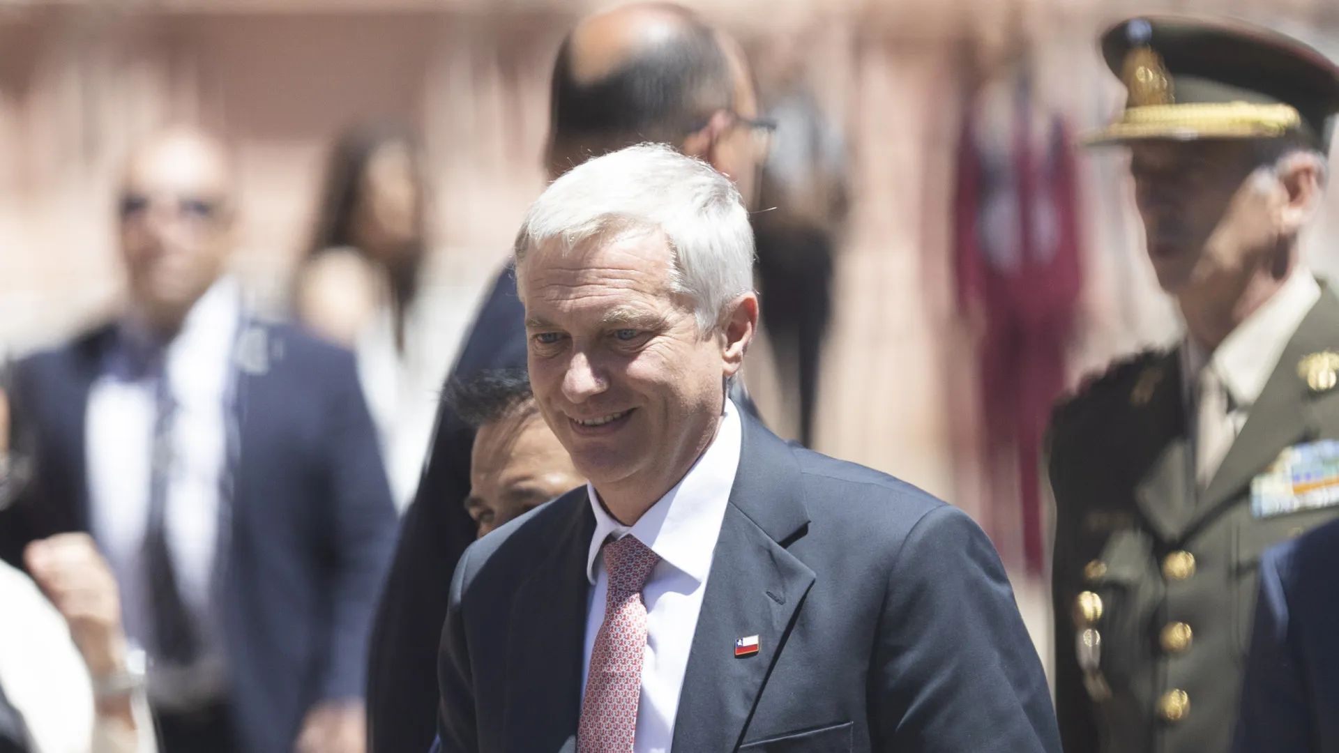 
                    Venezuela: Presidente chileno diz apoiar o que 