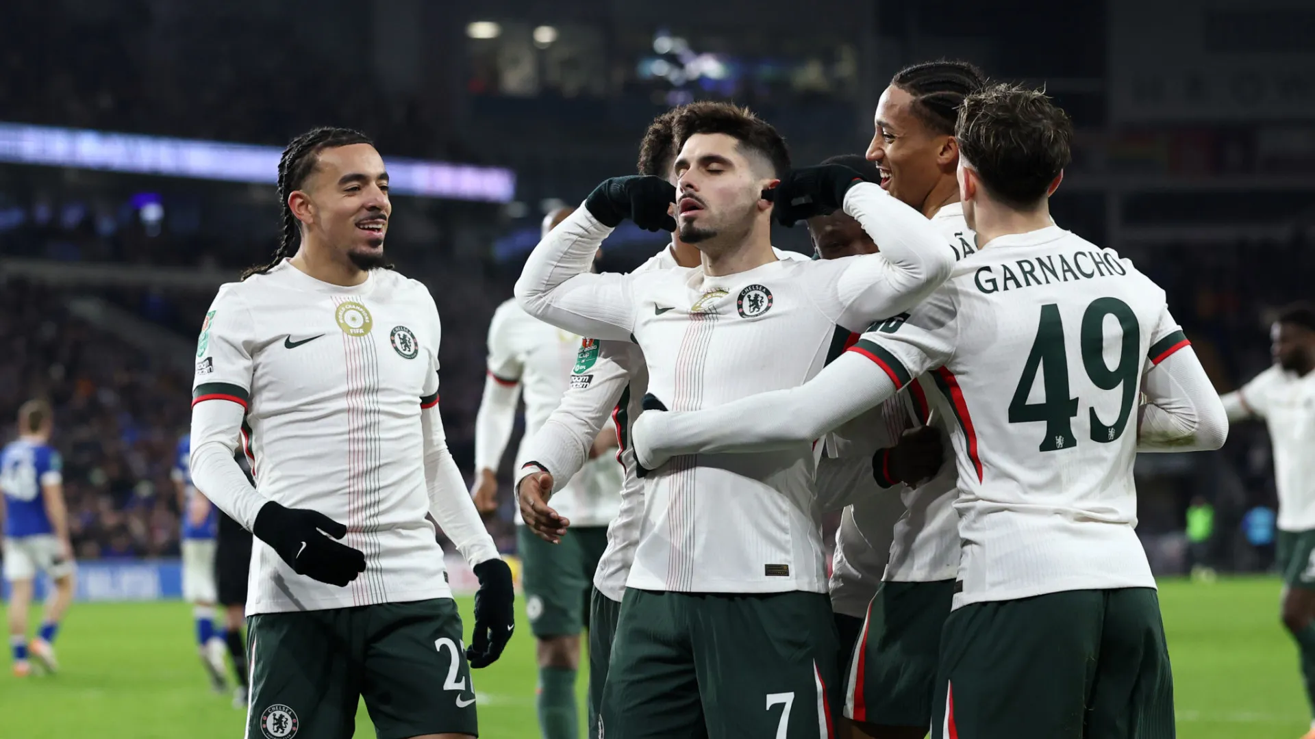 
                    Pedro Neto coloca Chelsea mais perto da final da Taça da Liga
                