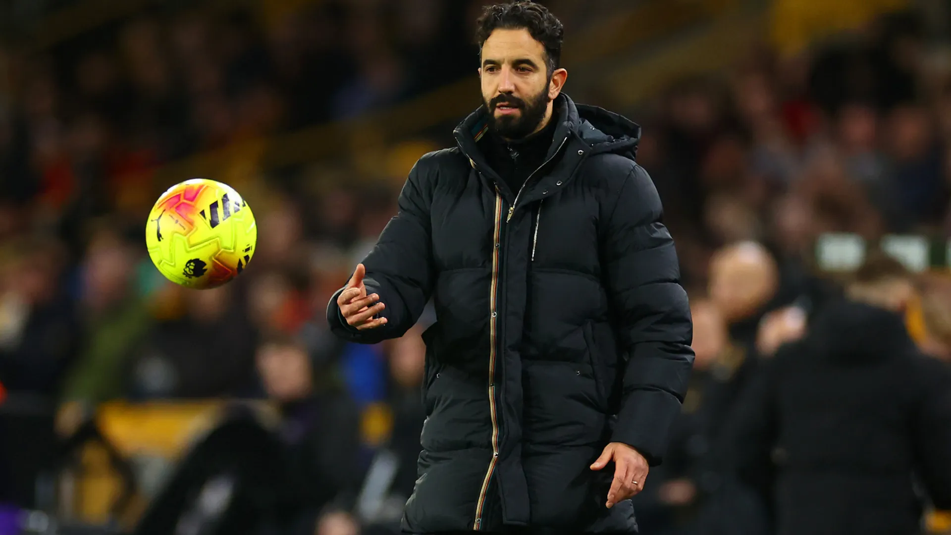 
                    Jordan defende Amorim e atira-se a Ferdinand e não só: 