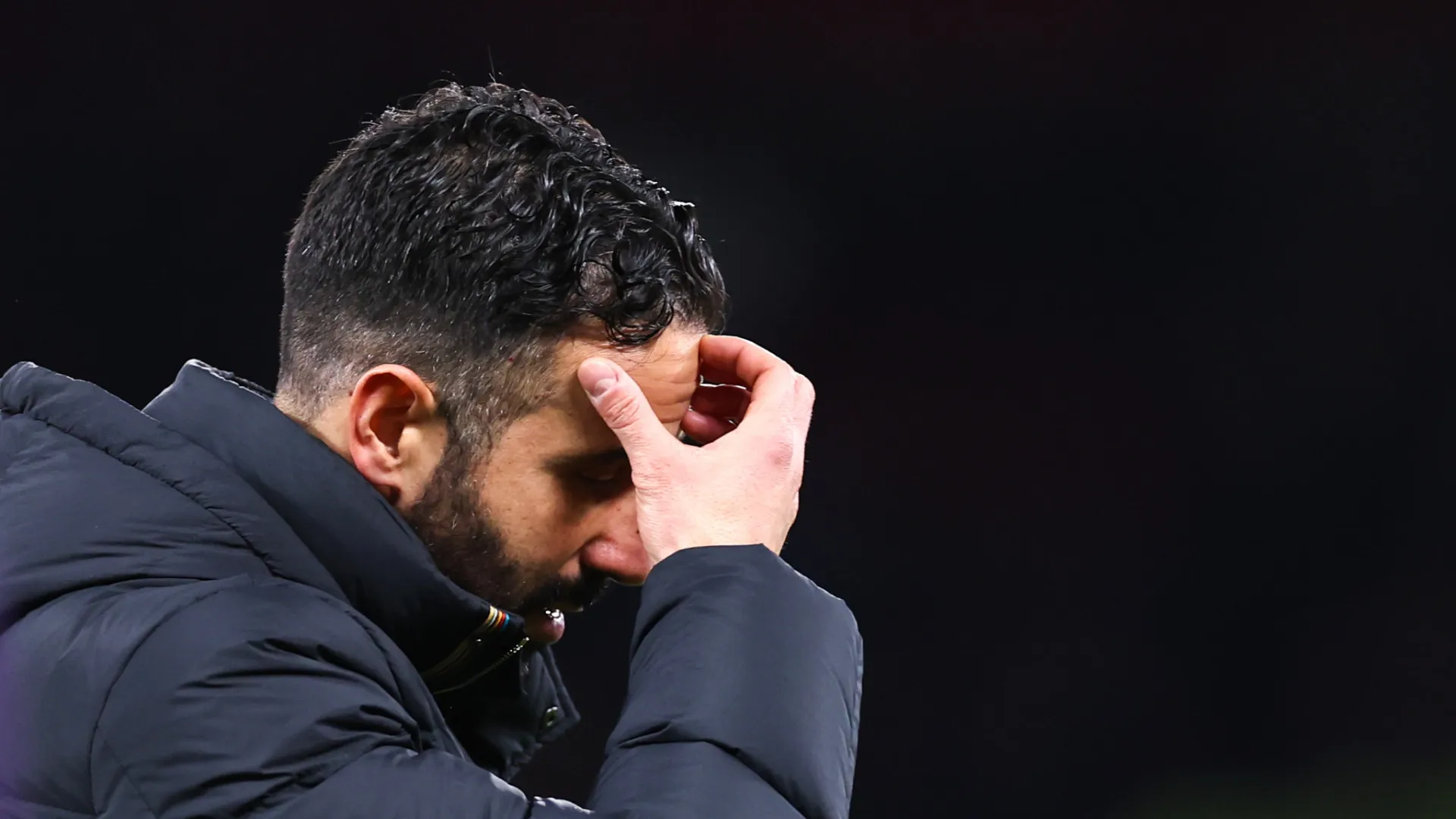 
                    Caça ao bufo. United abre investigação após incómodo de Ruben Amorim
                