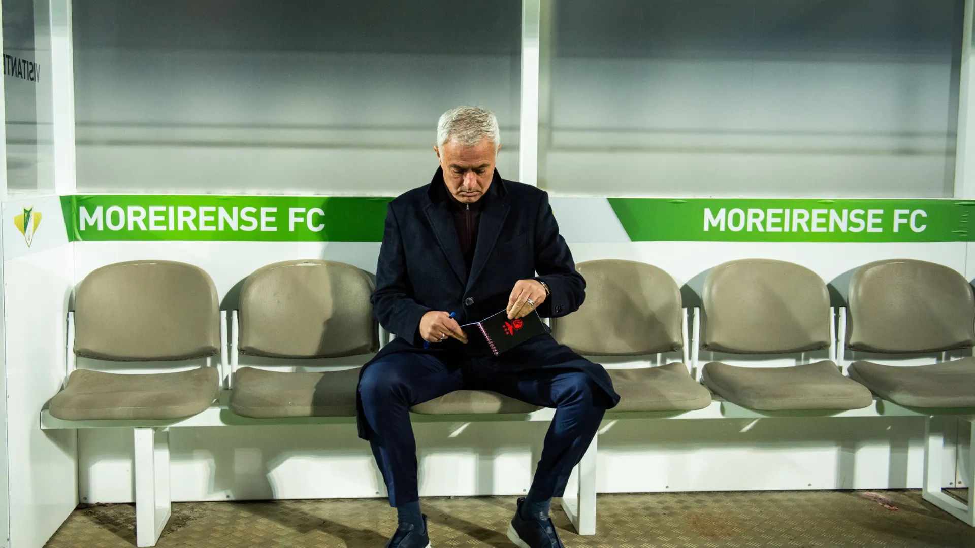 
                    Manu Silva e mais dez. Eis o onze do Benfica frente ao Farense
                