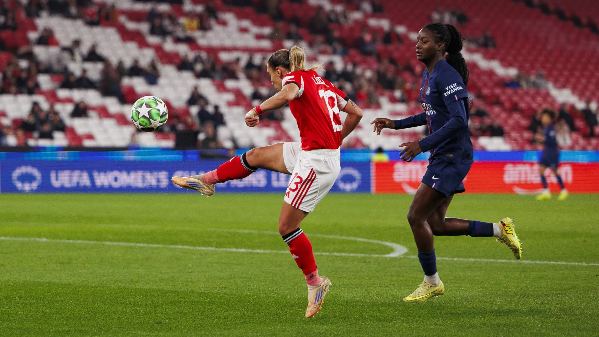 
                    Benfica empata com Paris Saint-Germain na despedida da Champions feminina
                