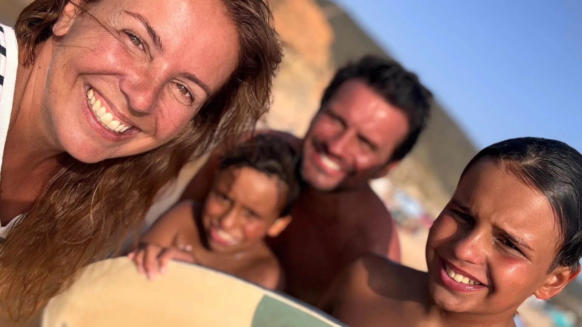 
                    Tânia Ribas de Oliveira partilha cara do filho mais velho em dia especial
                