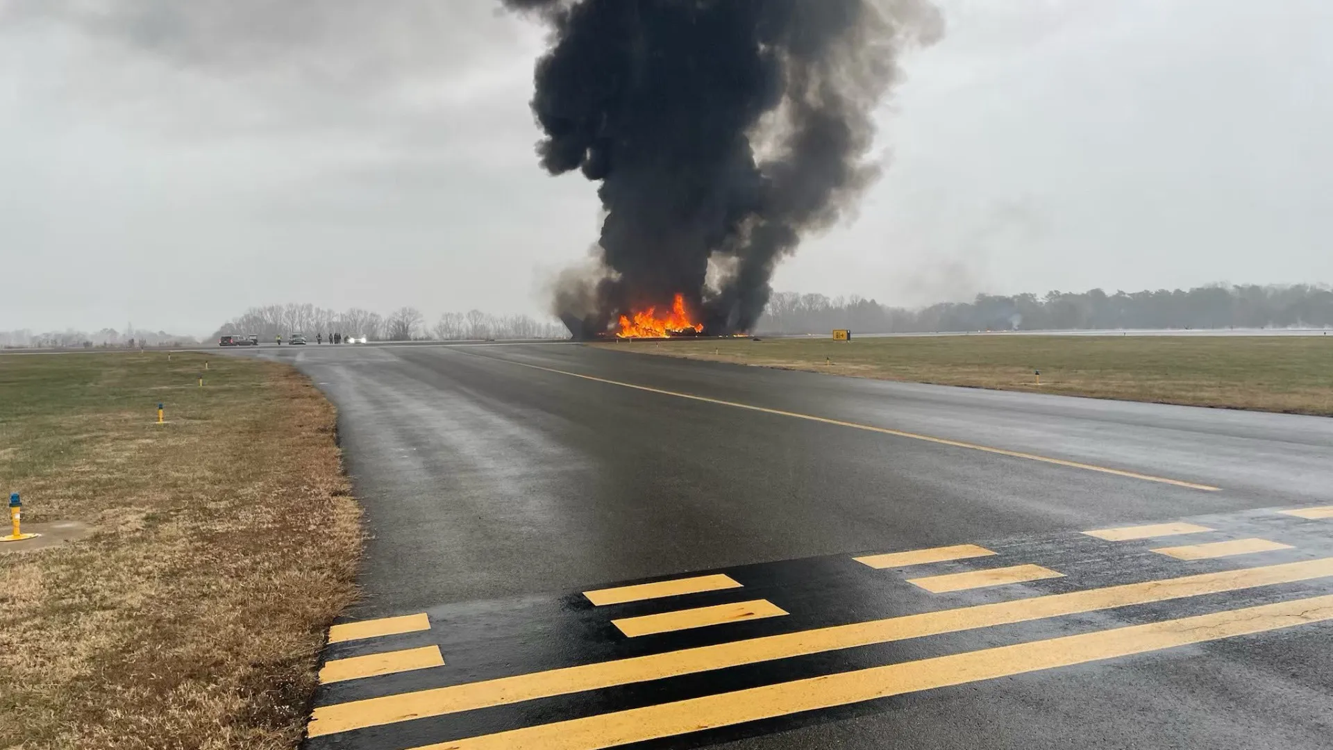 
                    Jato particular despenha-se na Carolina do Norte: Há vários mortos
                