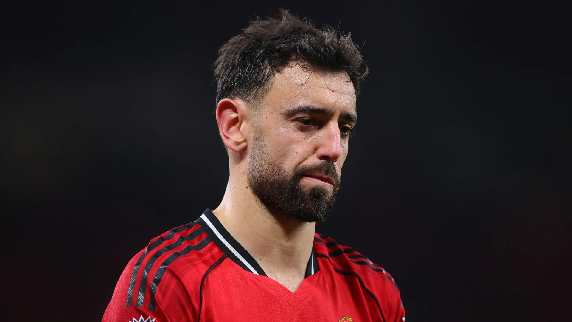 Manchester United toma decisão final sobre Bruno Fernandes