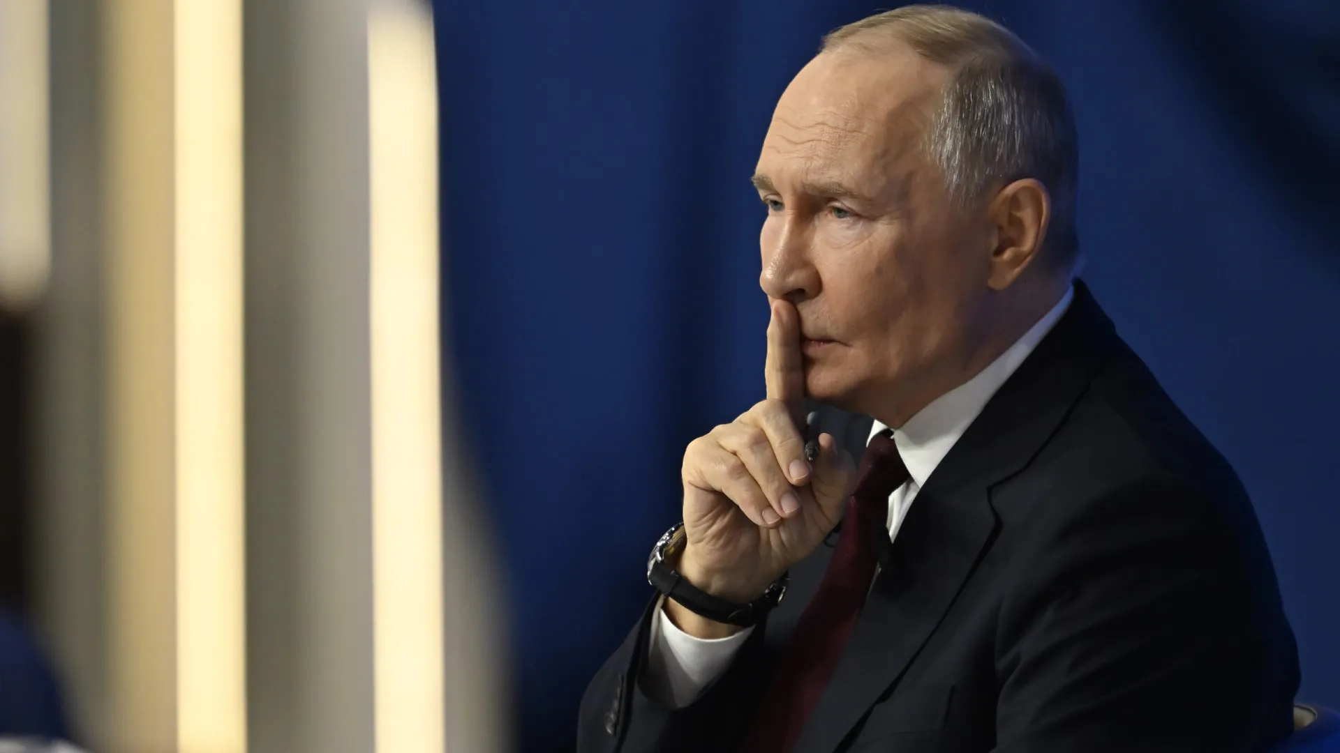 
                    Após ataque a casa de Putin, Moscovo vai dificultar negociações de paz
                