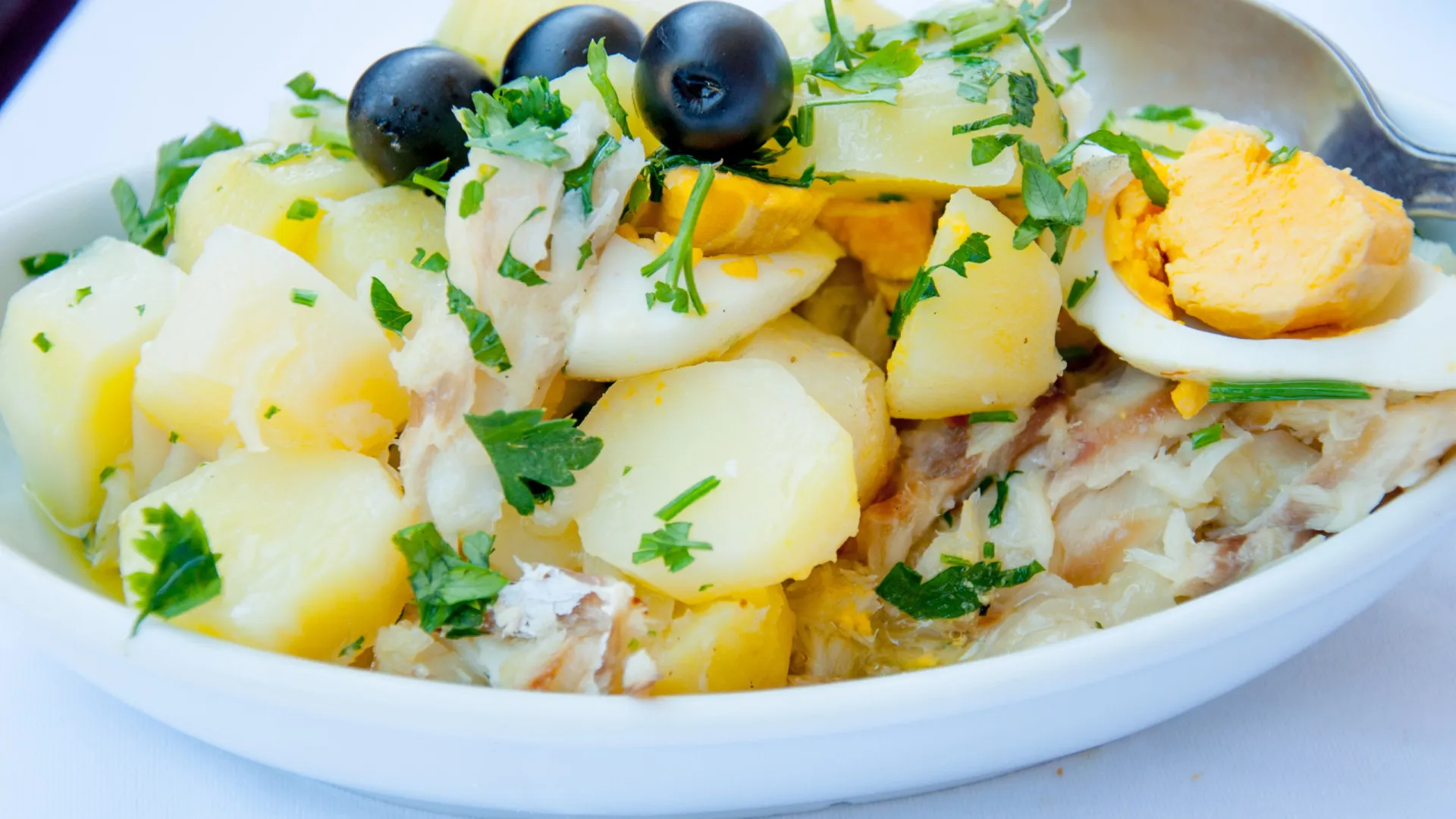 
                    Sabe quem foi Gomes de Sá que deu nome ao bacalhau? História e receita(s)
                