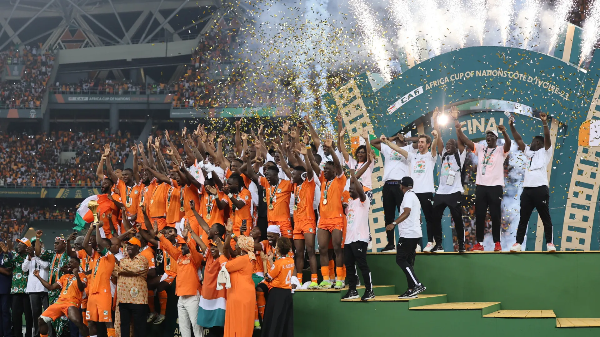 
                    Do 'tri' a duas estreias. Eis todos os vencedores do CAN no século XXI
                