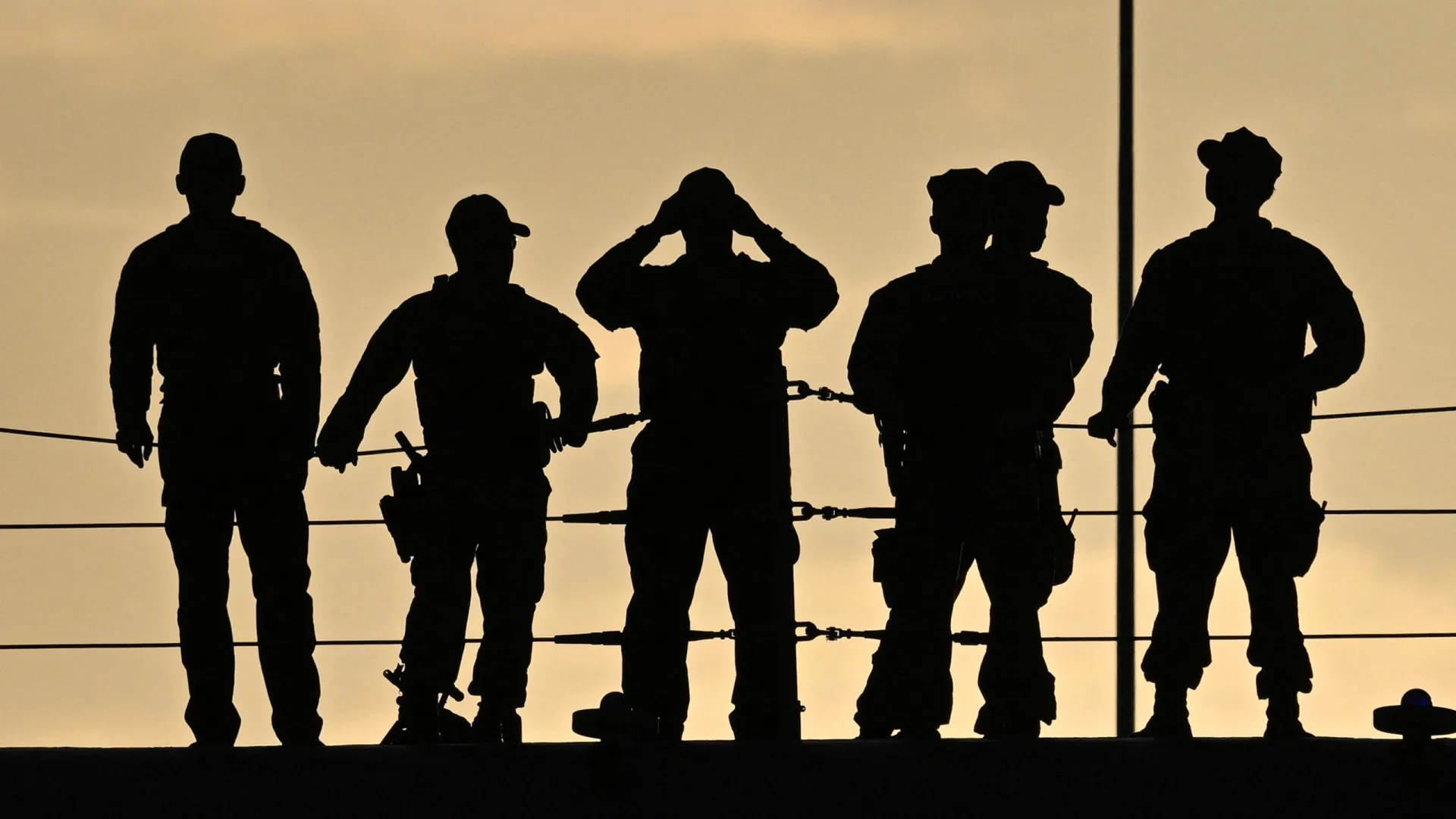 
                    Estados Unidos intercetam mais um petroleiro junto à Venezuela
                