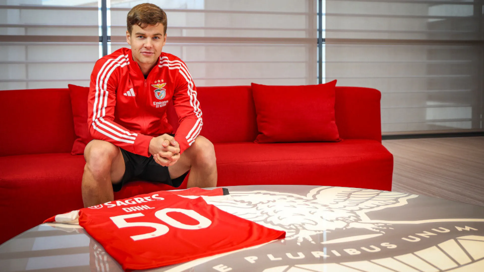 
                    Dahl grato a Mourinho: 