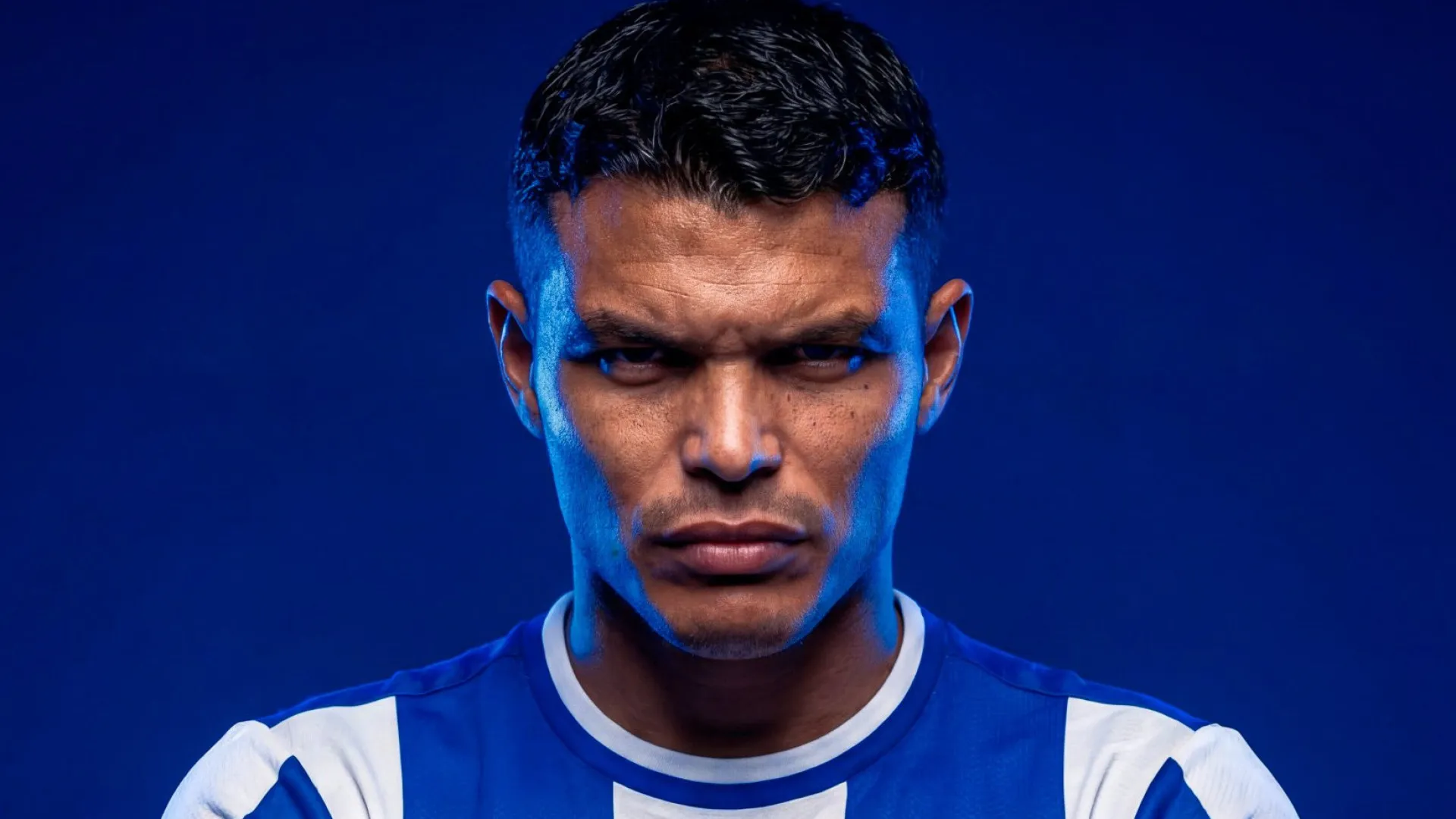 
                    Da tuberculose à camisola de Pepe. Thiago Silva de volta ao FC Porto
                