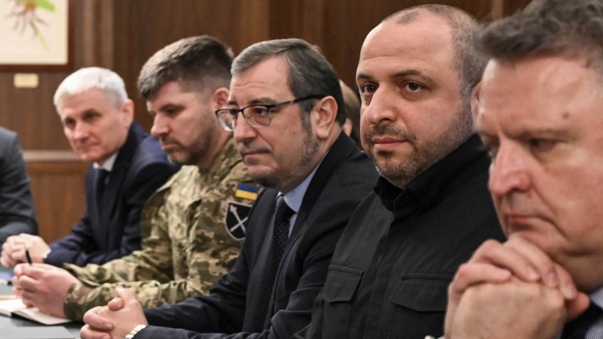 
                    Delegação ucraniana anuncia nova reunião com enviados da Casa Branca
                