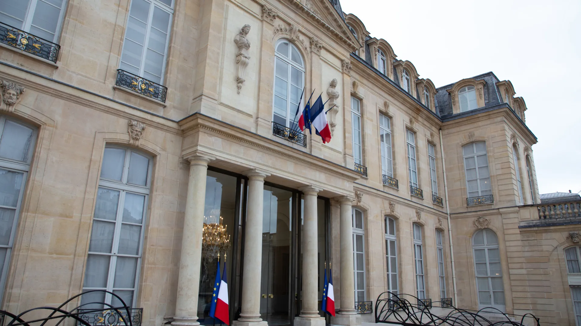 
                    Funcionário do Eliseu rouba 40.000€ em objetos para vender na Vinted
                