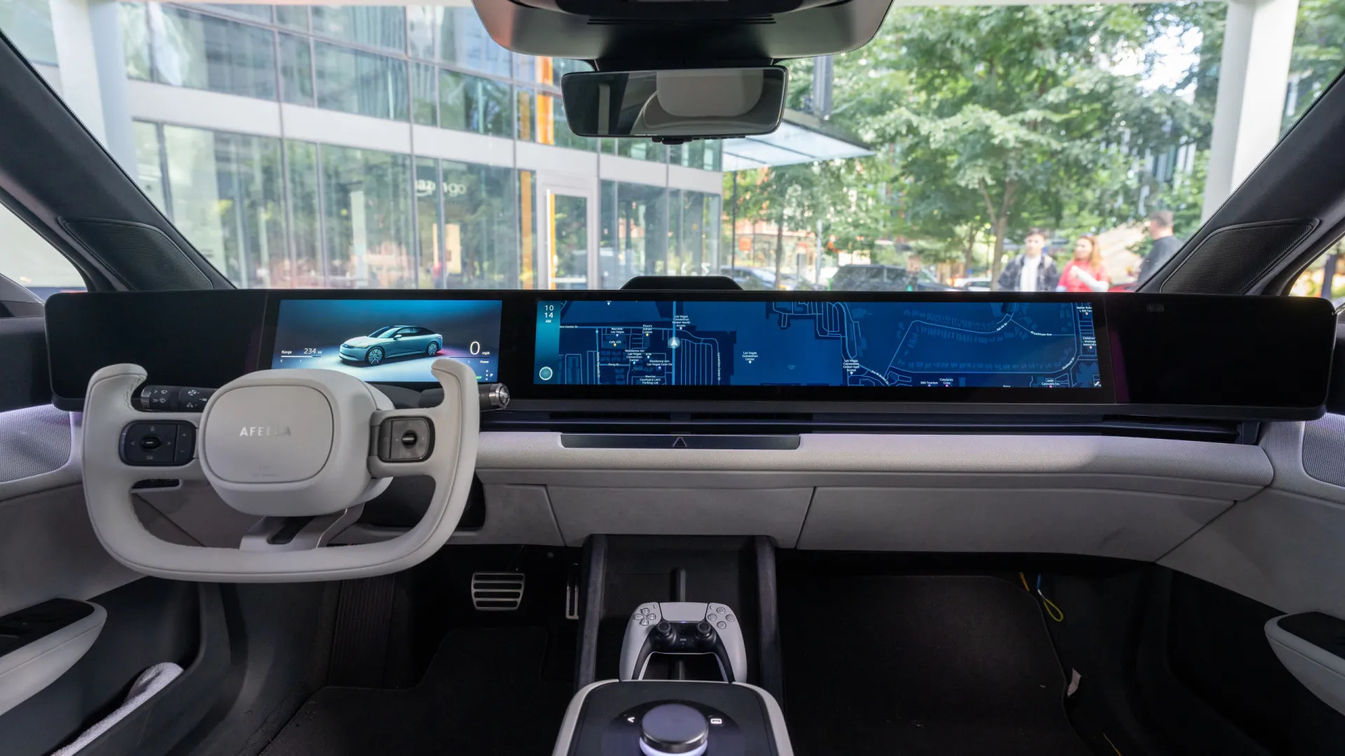 
                    Neste carro, será possível jogar PlayStation a bordo
                