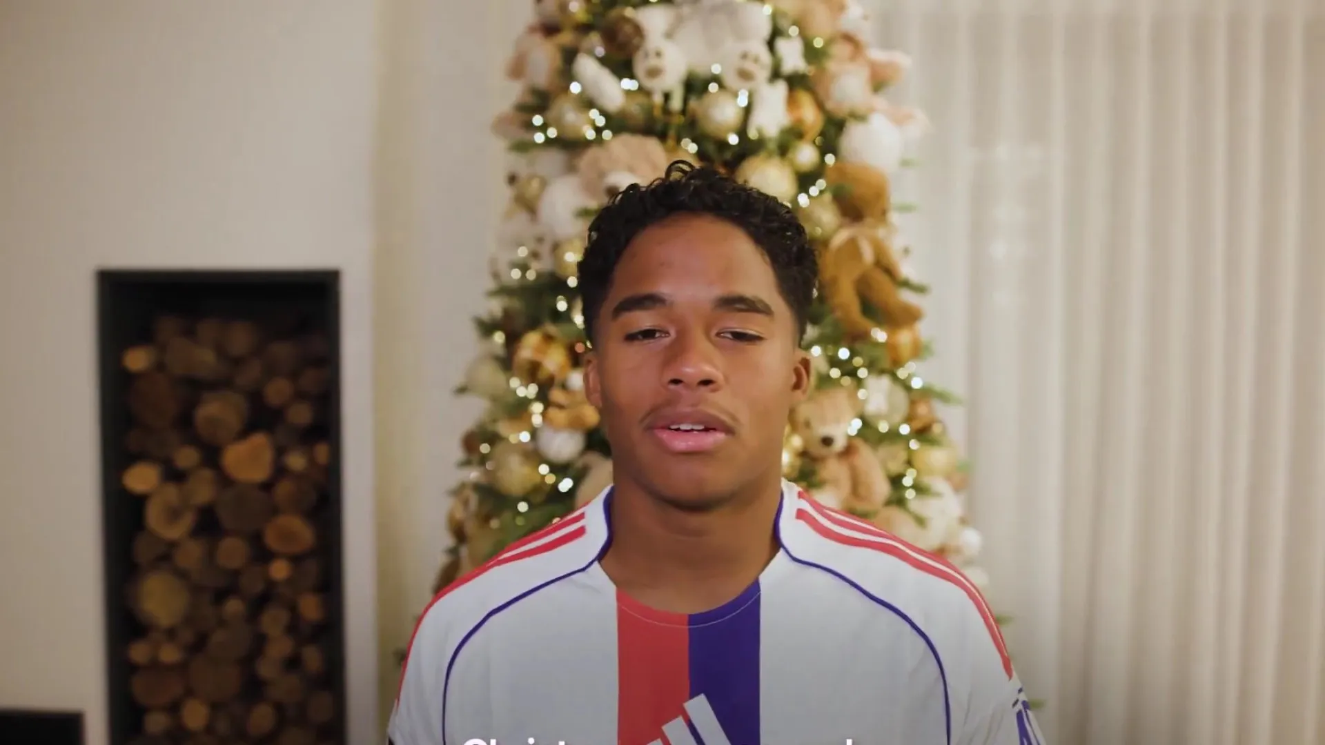 
                    Natal chega mais cedo a Lyon. Paulo Fonseca recebe reforço do Real Madrid
                