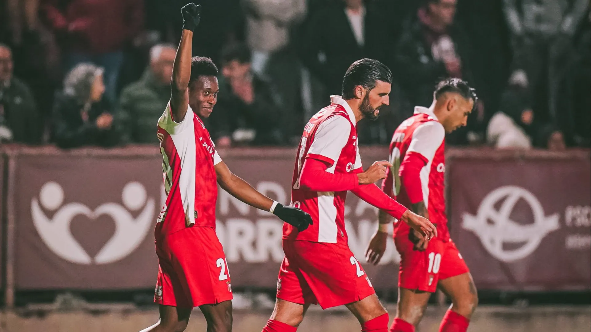 
                    EM DIRETO: Sp. Braga apura-se e já só falta uma vaga nos quartos
                