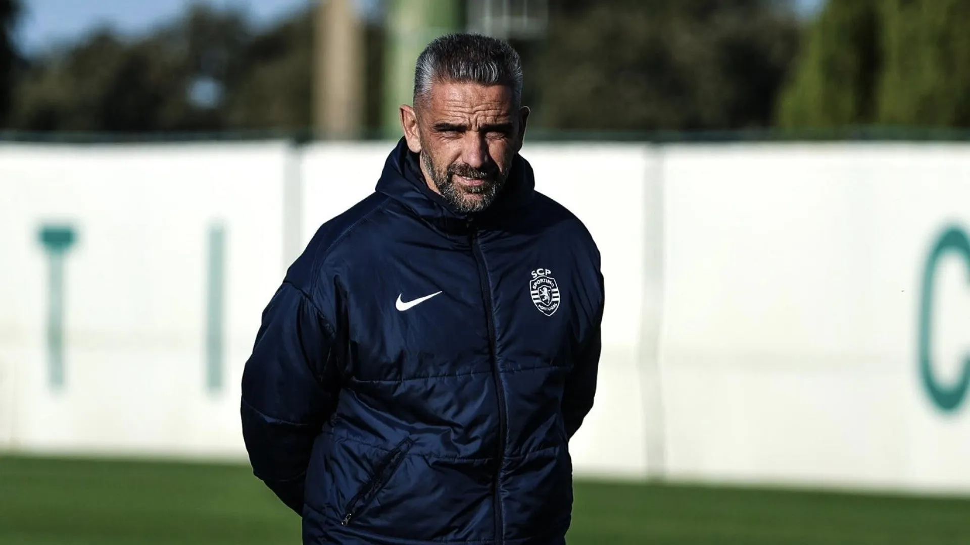 
                    Sporting volta aos treinos e Rui Borges conta com regresso de 'peso'
                