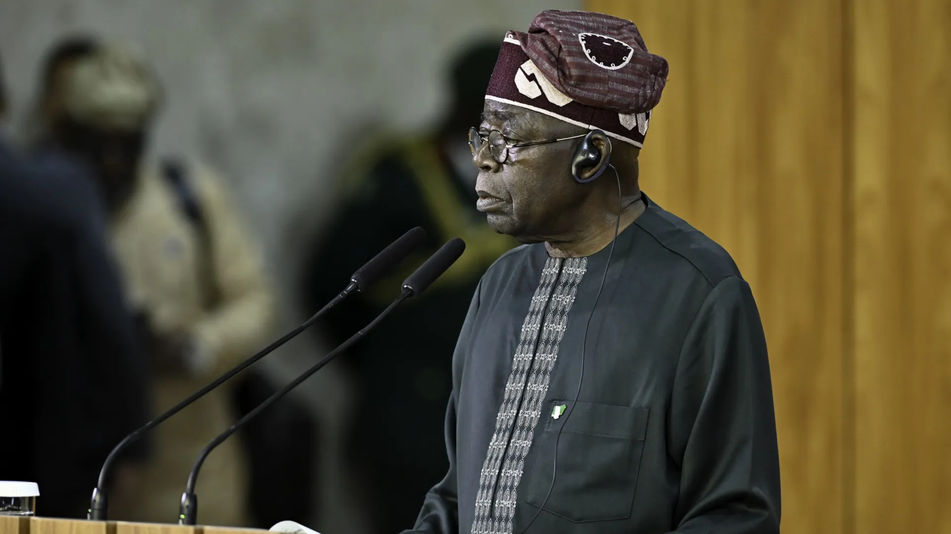 
                    Governo nigeriano diz que ataques dos EUA na Nigéria visaram jihadistas
                