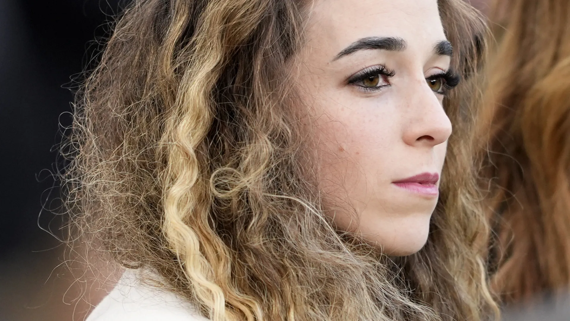 
                    Rute Cardoso e os filhos em homenagem emocionante a Diogo Jota
                