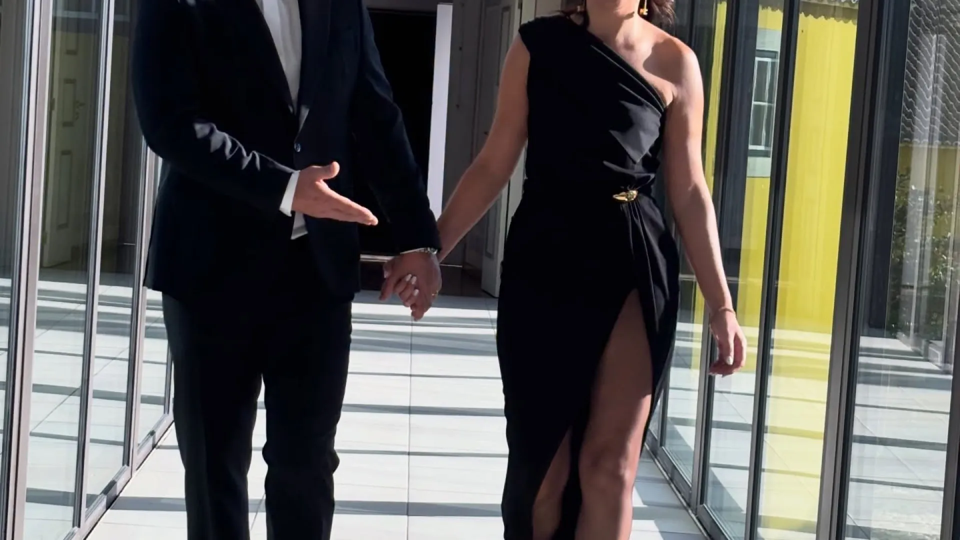 
                    Cândido Costa faz declaração de amor à mulher: 