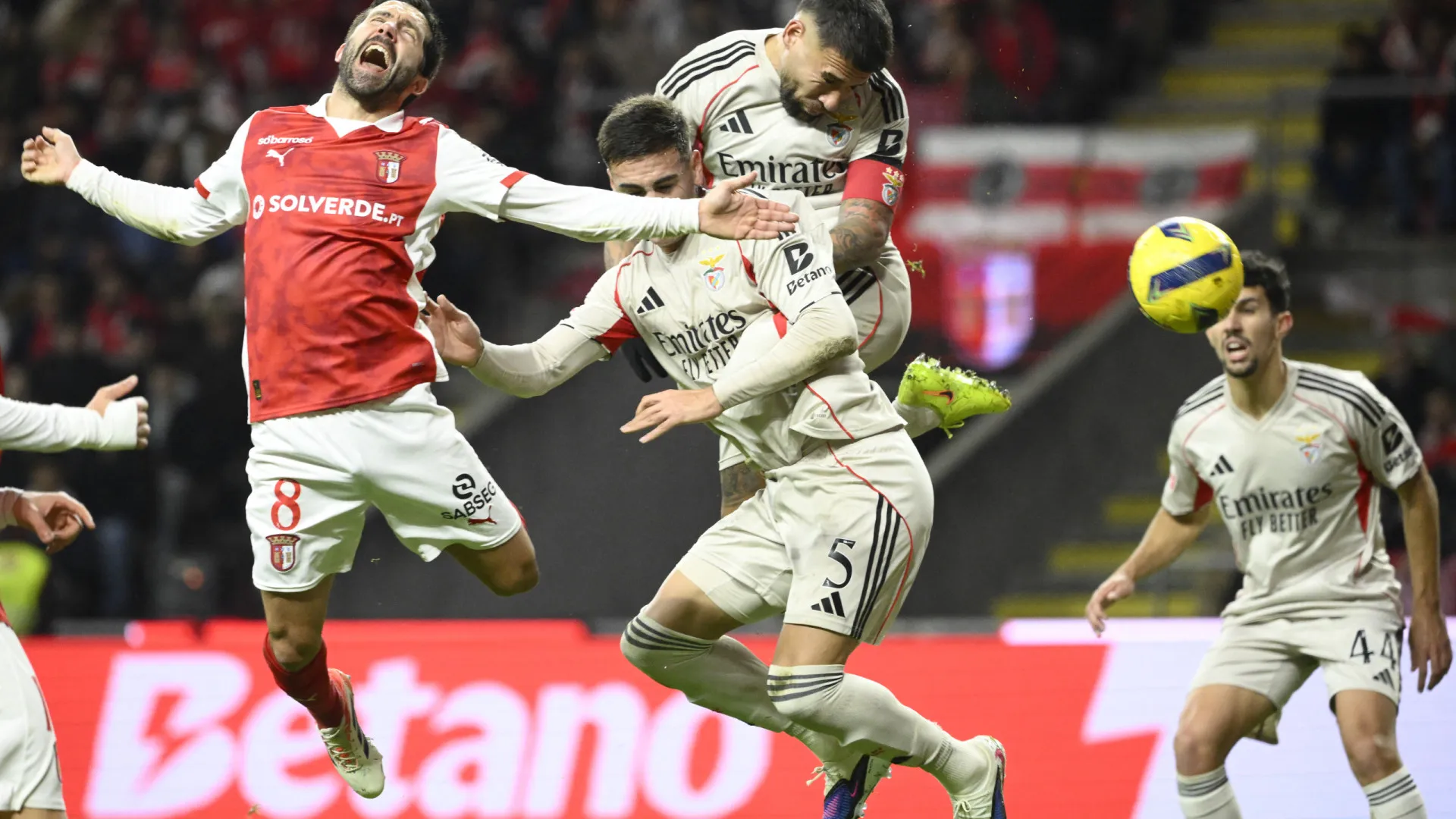 
                    Dirigente do Sp. Braga arrasa arbitragem ante o Benfica: 